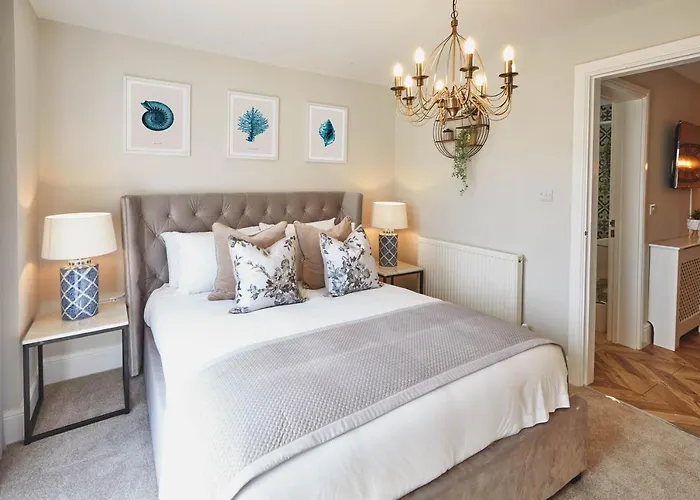 Host & - Prospect Hill *