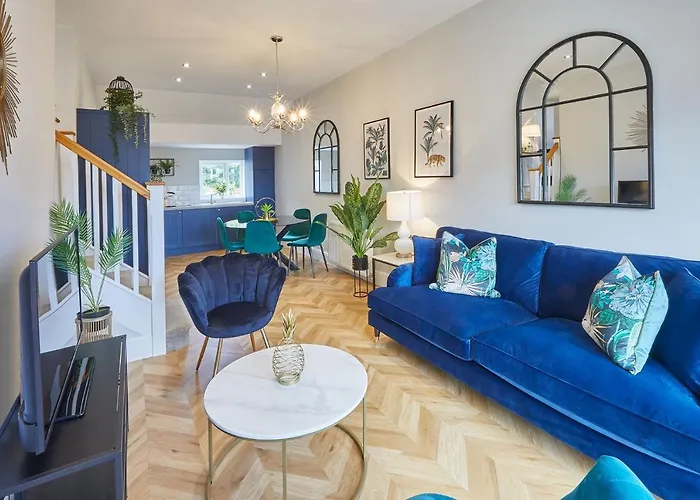 Host & - Prospect Hill *