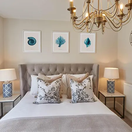 Host & - Prospect Hill * וויטבי